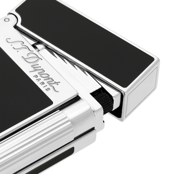 Lacquered lighter