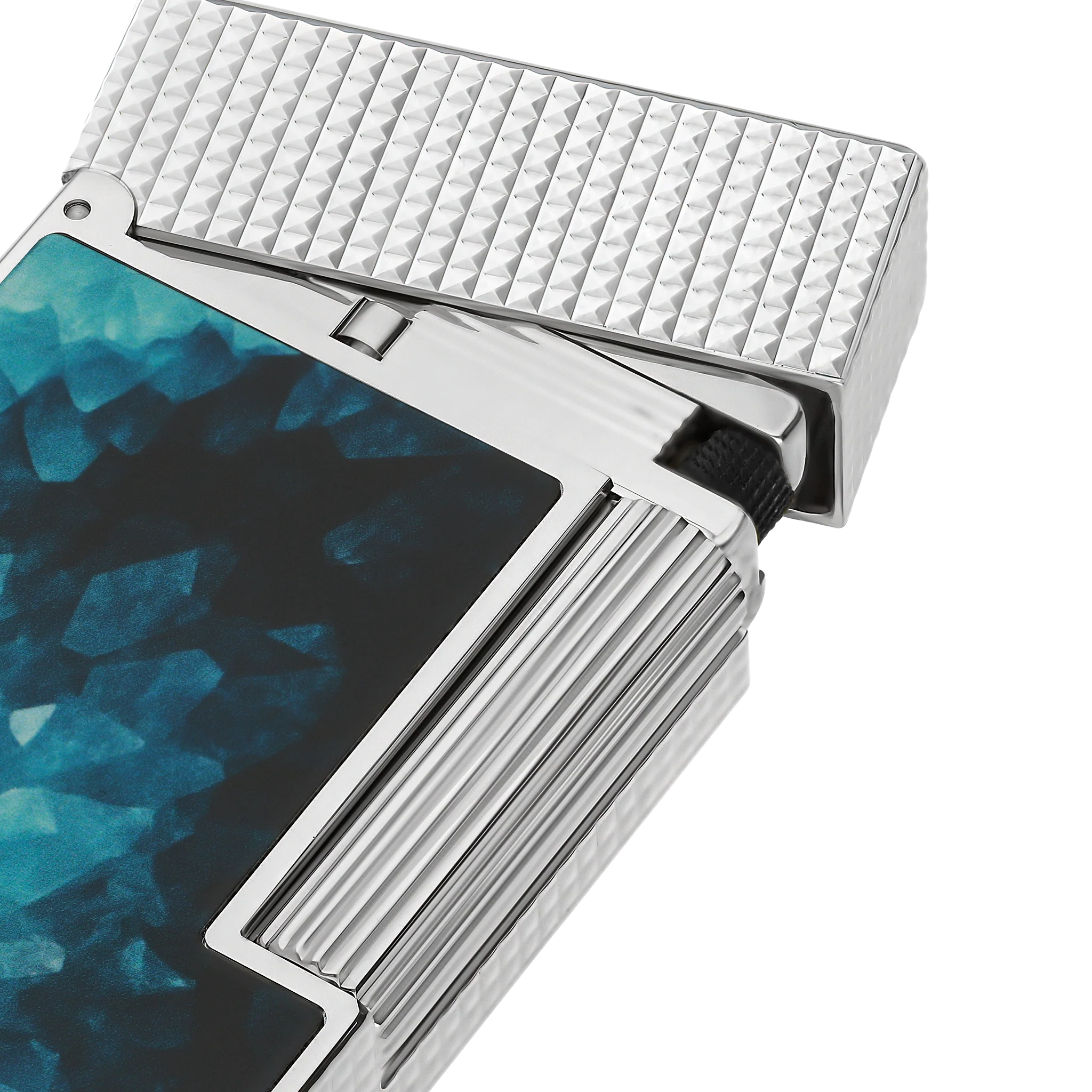 Lacquered lighter