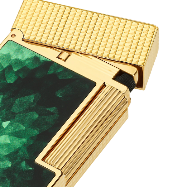 Lacquered lighter
