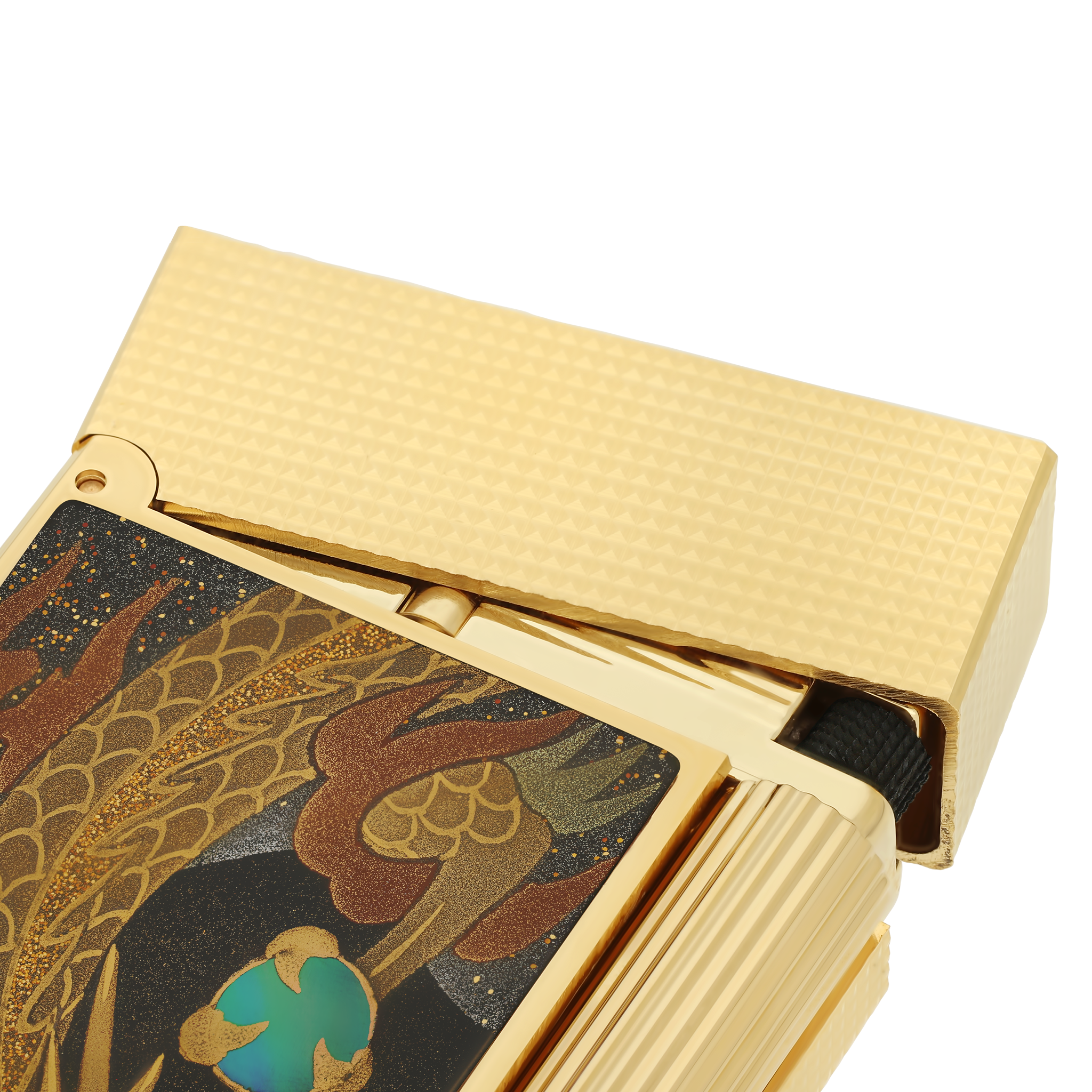 Lacquered lighter