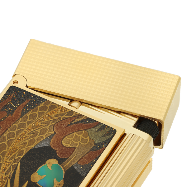 Lacquered lighter