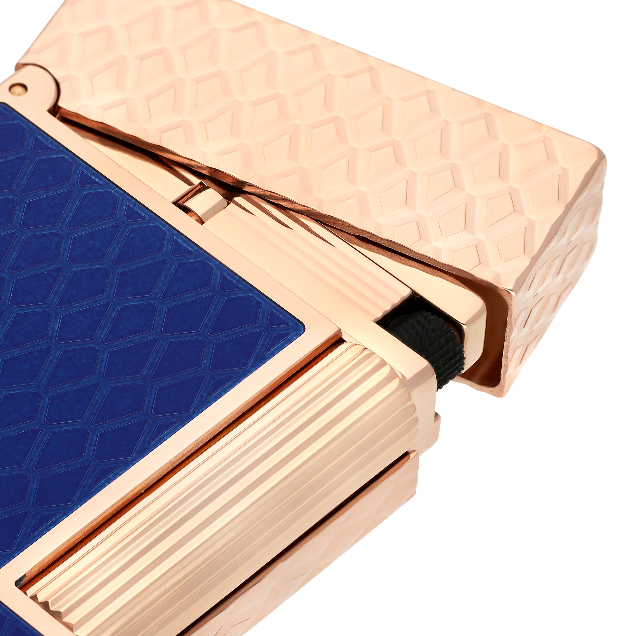 Guilloche under lacquer lighter