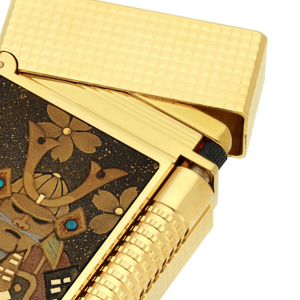 Lacquered lighter