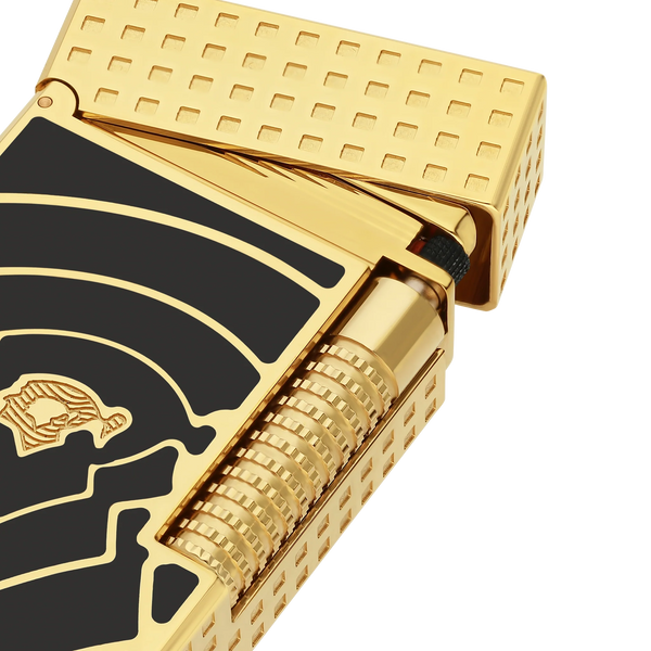 Lacquered lighter